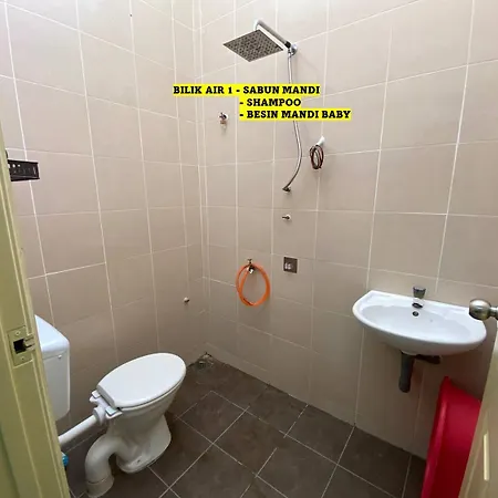 Homestay Cikgu Ahmed Batu Kikir Exterior photo