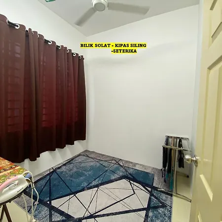 Homestay Cikgu Ahmed Batu Kikir Exterior photo