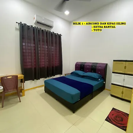 Homestay Cikgu Ahmed Batu Kikir Exterior photo