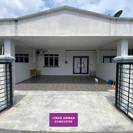 Homestay Cikgu Ahmed Batu Kikir Exterior photo